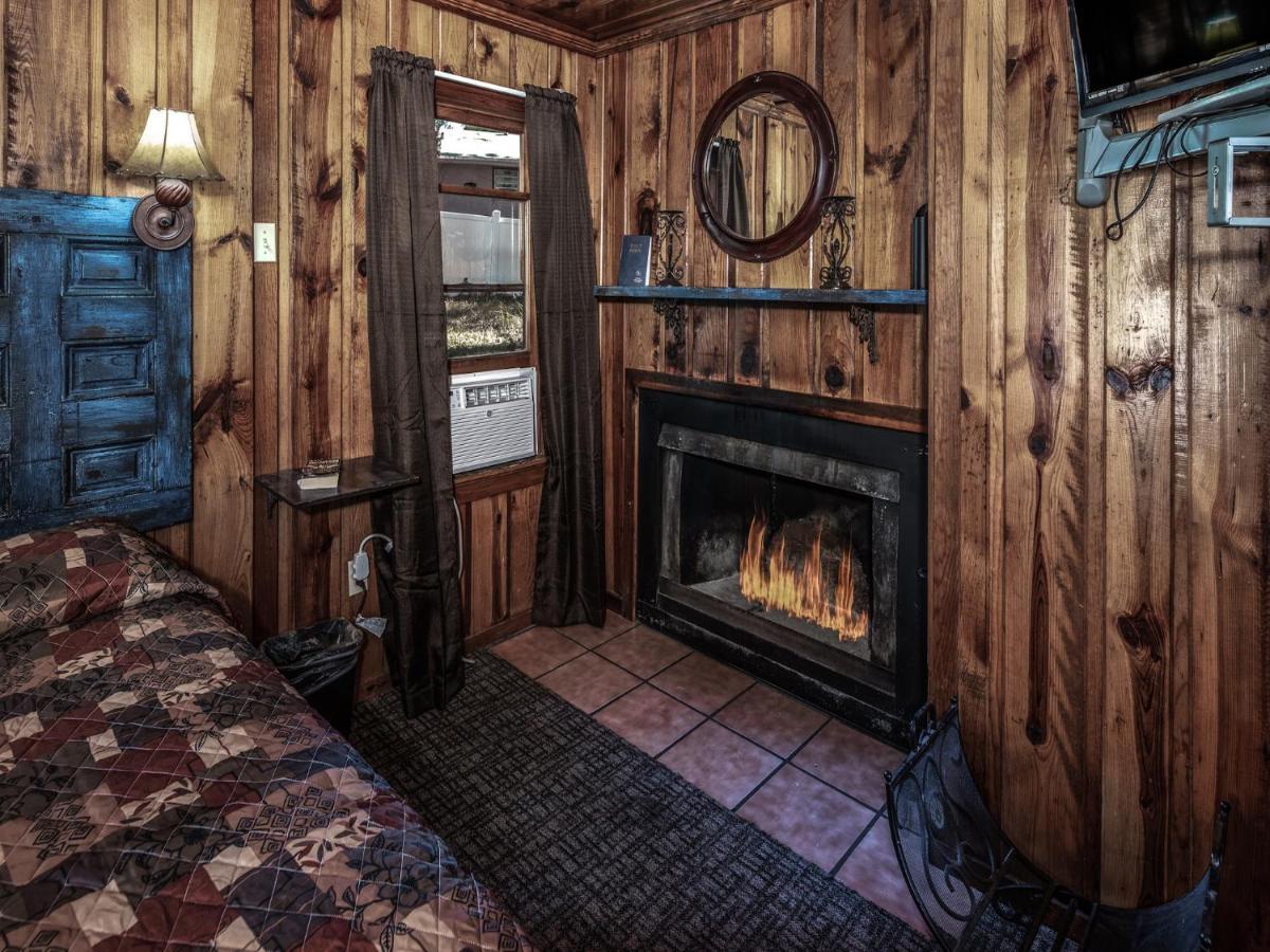 Apache Village 4, King Studio, Midtown, Sleeps 2 Ruidoso Εξωτερικό φωτογραφία